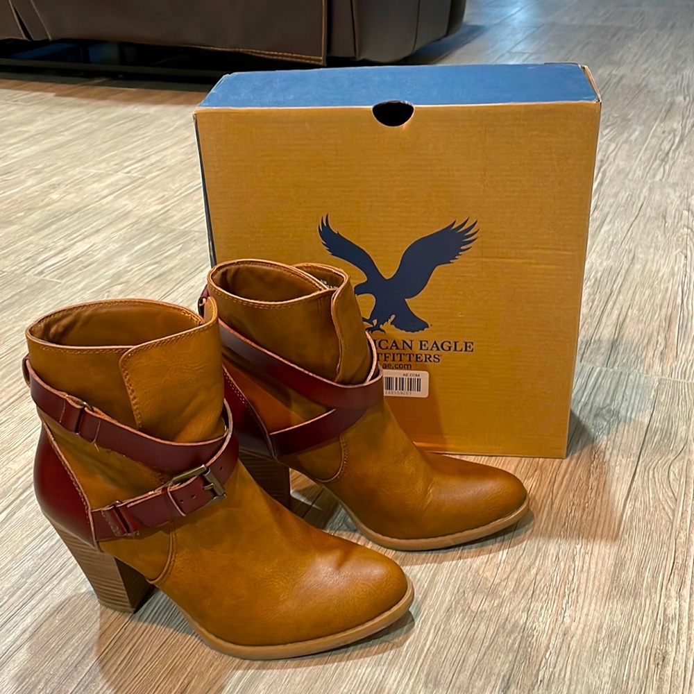 Comfy American eagle booties!!